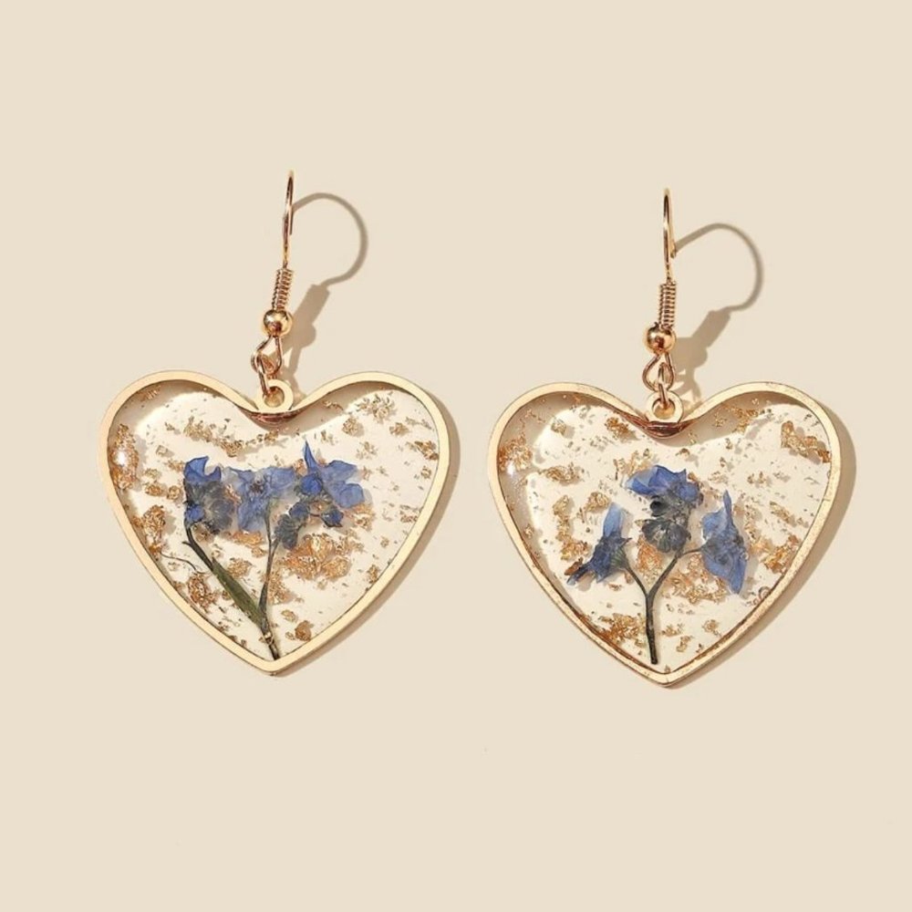 🎀3 for $21🎀 Valentine Heart Shaped Earring